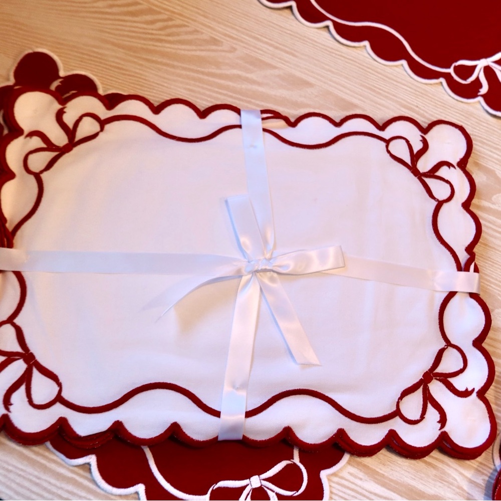 Bow Placemats
